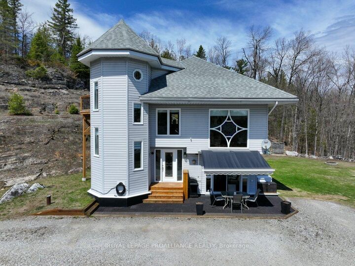 Property Photo: 9537 Road 509 Road ON K0H 2J0
