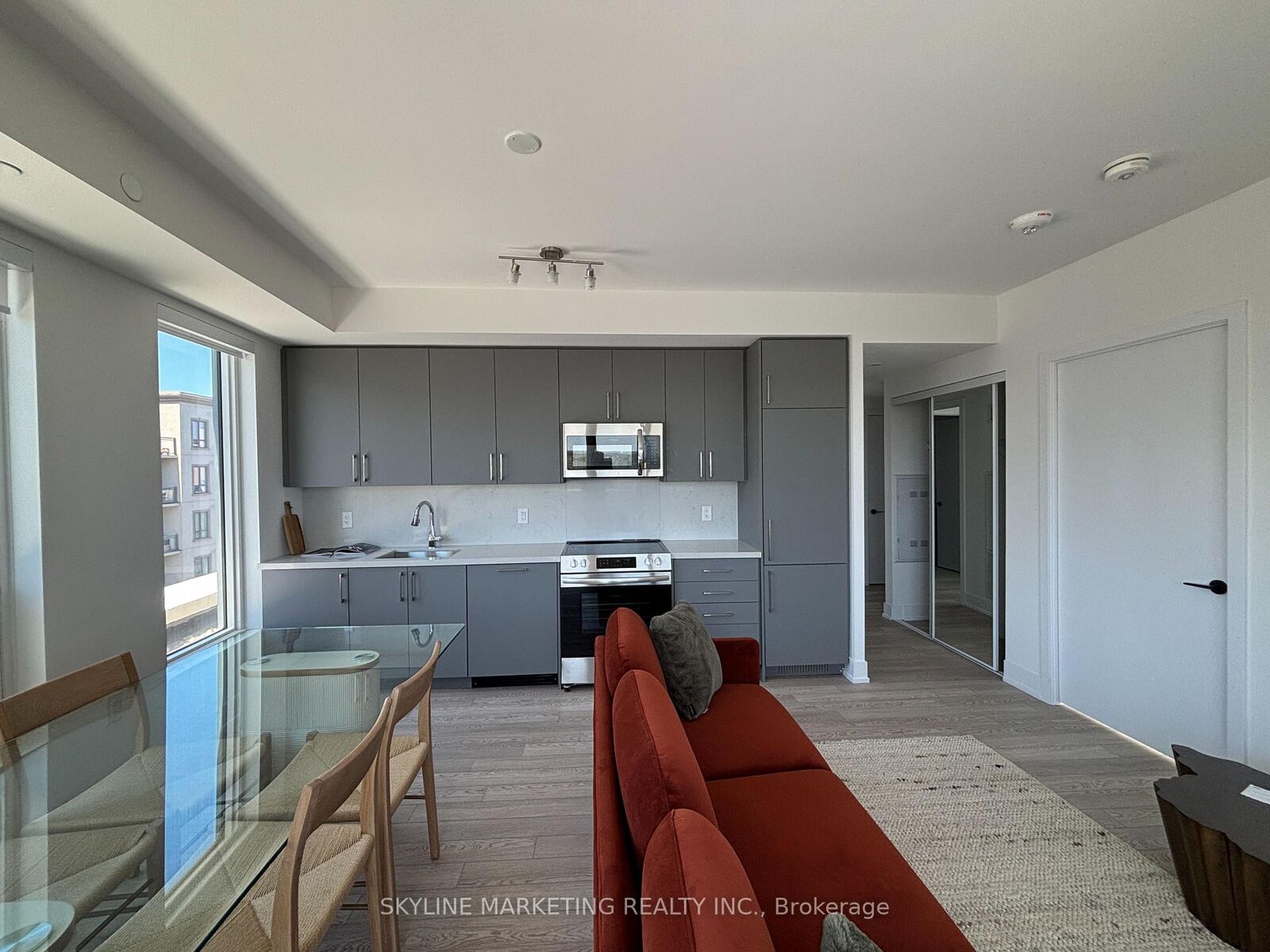 Property Photo: 2450 Old Bronte Road 733 ON L6M 5P6