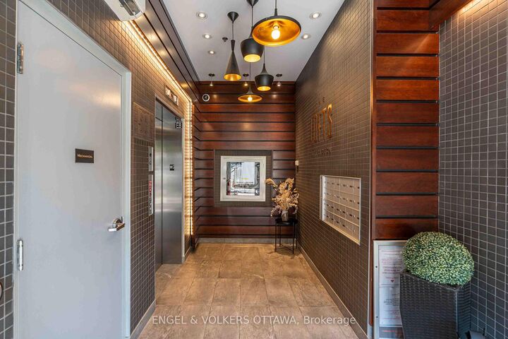 Property Photo: 197 Lisgar Street 207 ON K2P 0C3