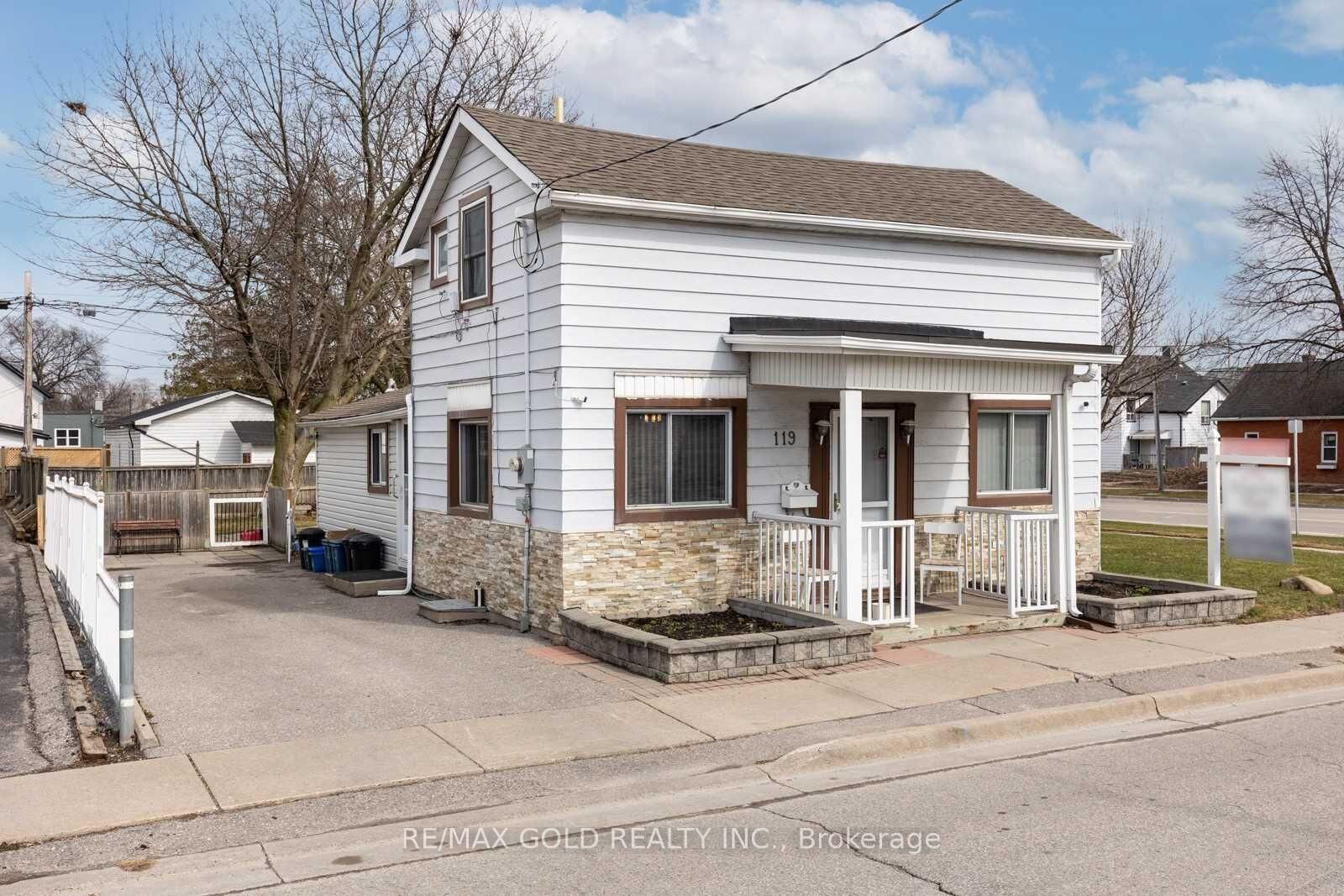 Property Photo: 119 Celina Street ON L1H 4N3