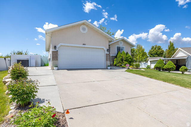 Property Photo:  1953 W 2100 S  UT 84075 