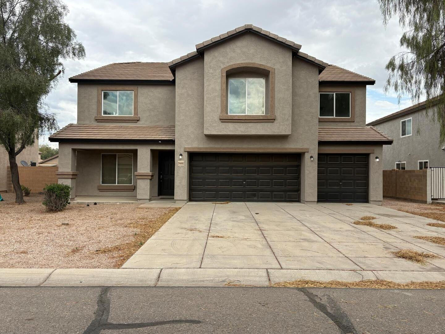 Property Photo:  28087  AZ 85143 