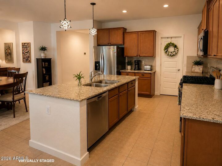 Property Photo:  256 W Chaska Trail  AZ 85140 