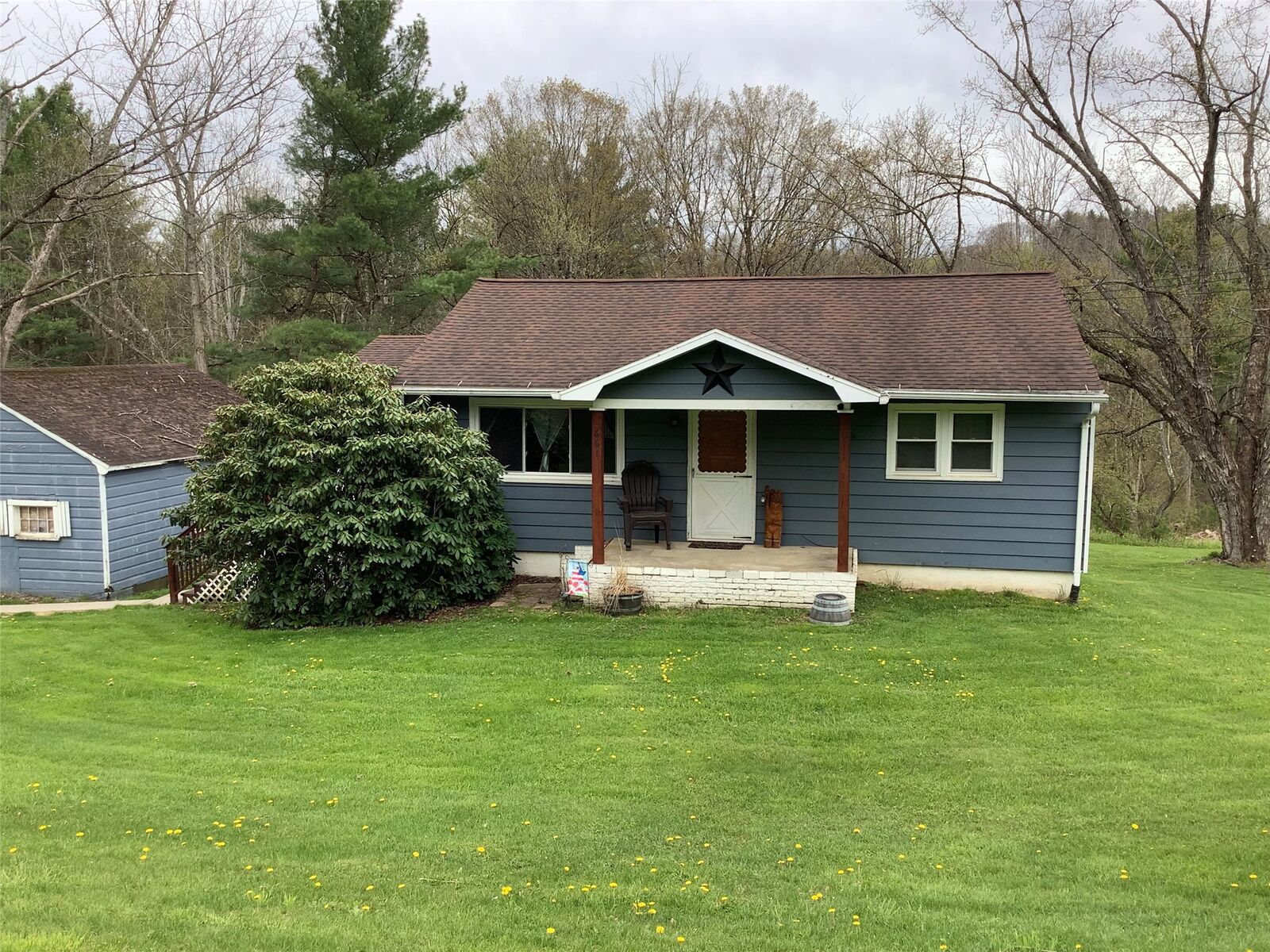 Property Photo:  661 Oak Hill Road  NY 13901 
