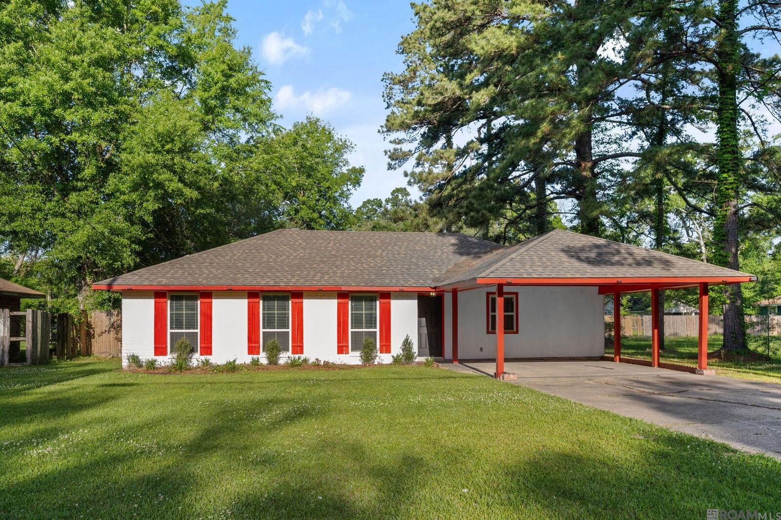 Property Photo:  1437 McHugh Rd  LA 70714 