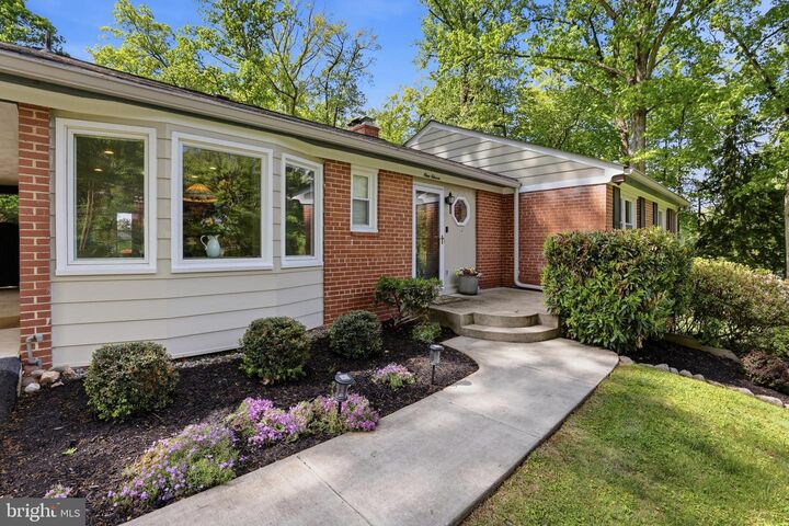 Property Photo:  111 Lillian Lane  MD 20904 