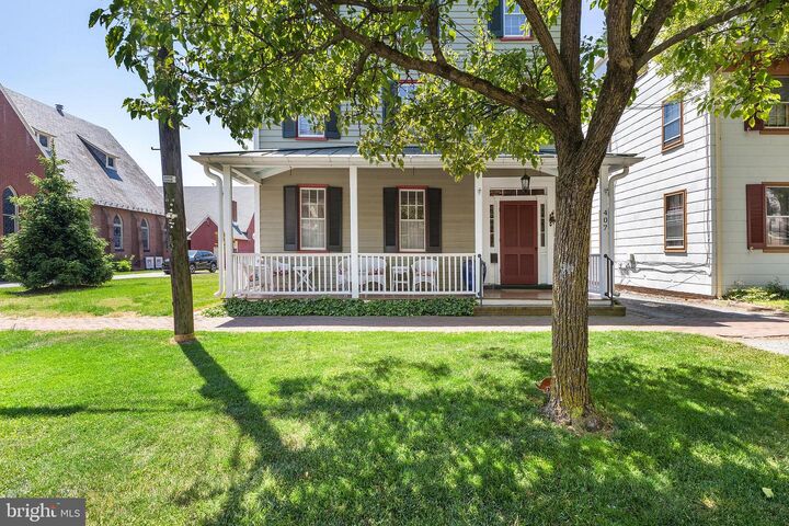 Property Photo:  407 High Street  MD 21620 