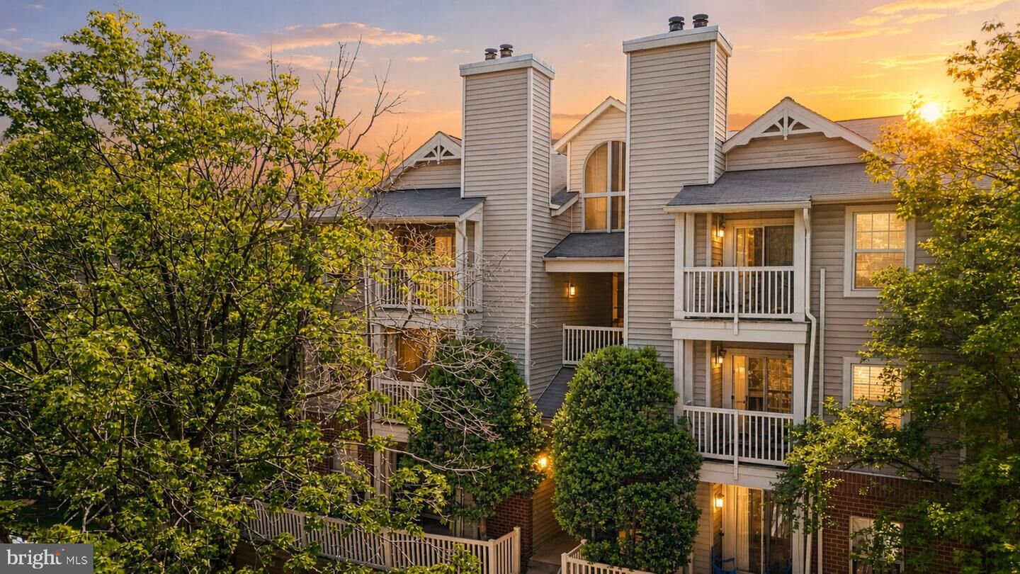 Property Photo: 1725 Ascot Way 1725B VA 20190