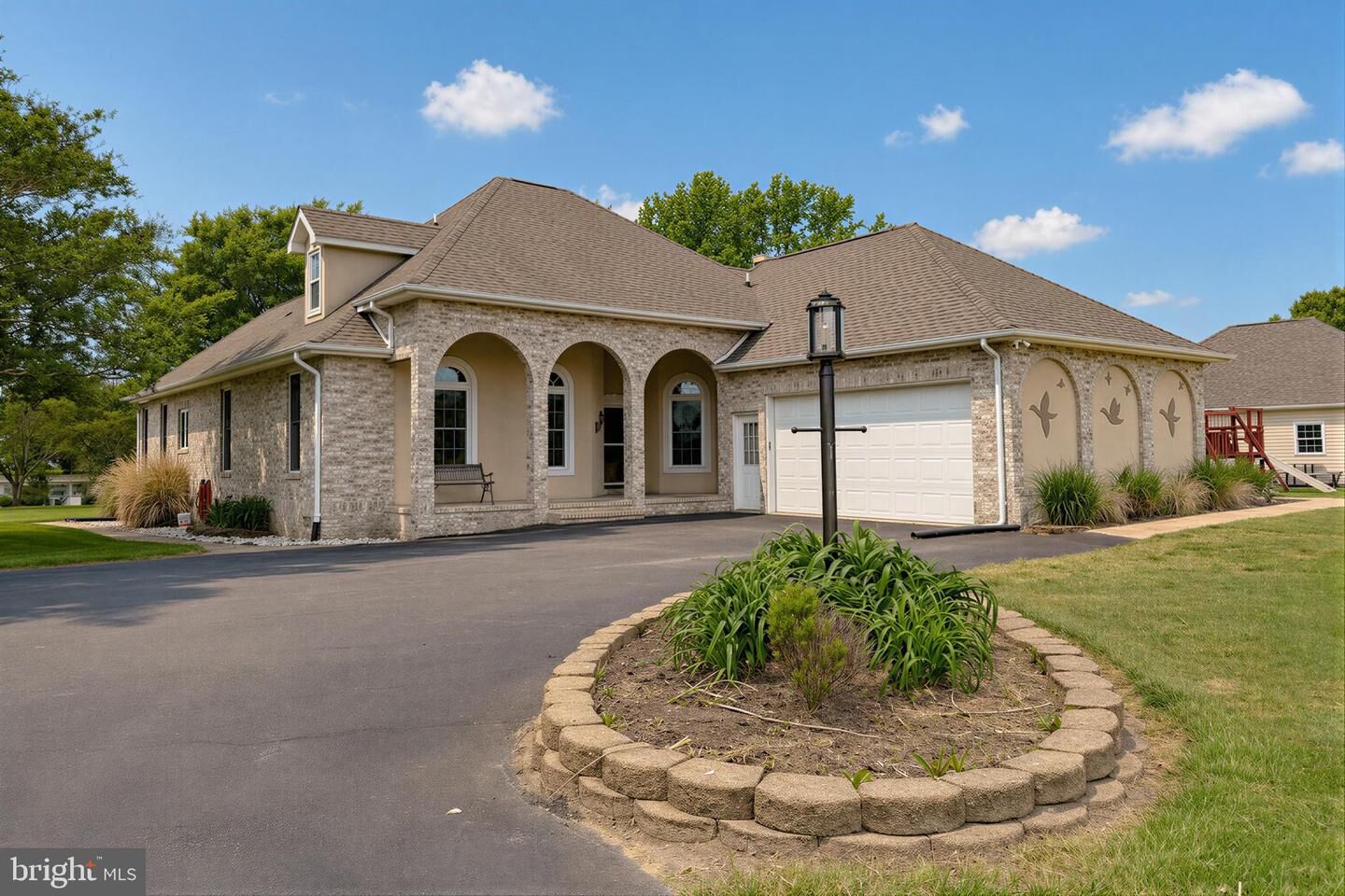 Property Photo:  21045 Oakland Hall Road  MD 20609 