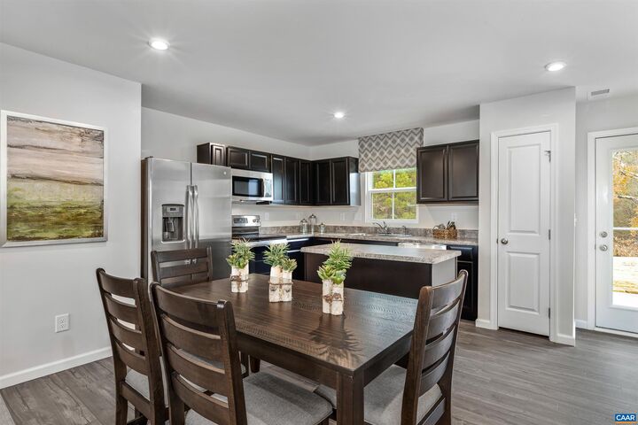 Property Photo:  335 Arches Ln  VA 22923 
