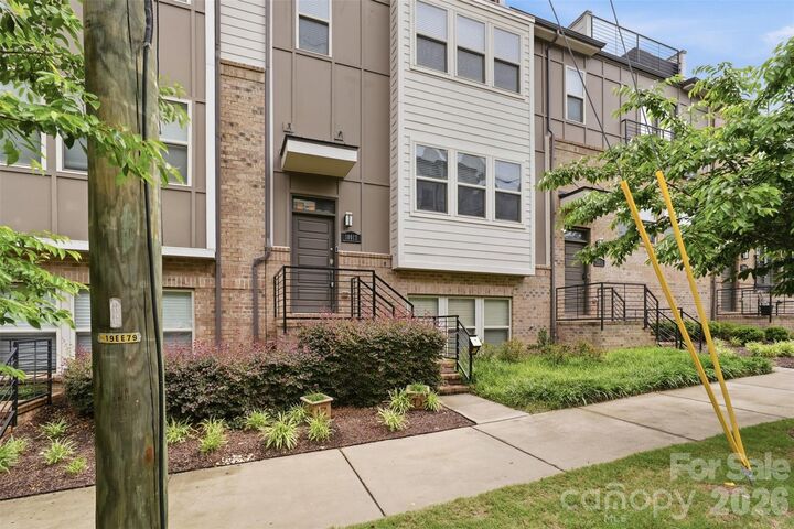 Property Photo:  18017 Nolita Lane  NC 28204 