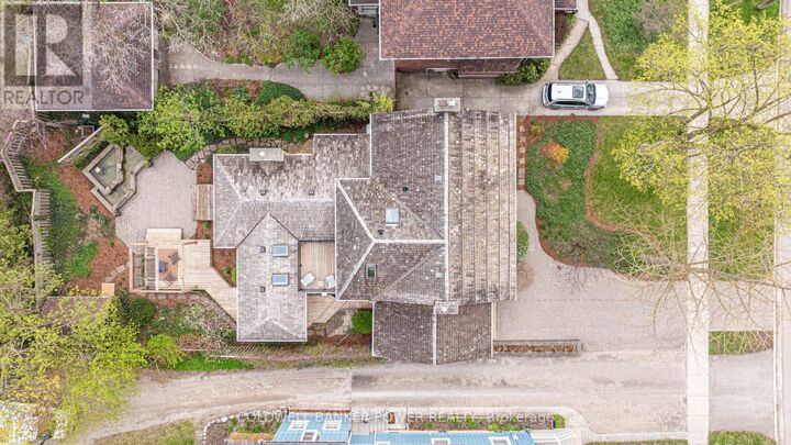 Property Photo:  371 Grosvenor Street  ON N6A 1Z2 