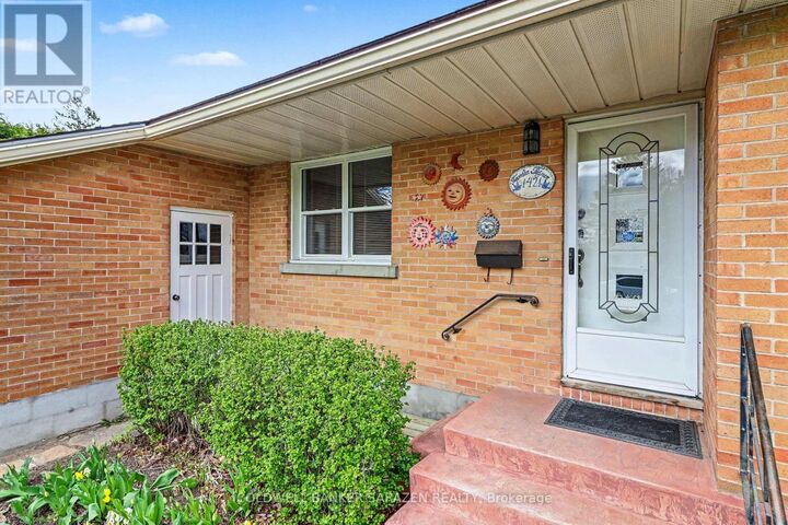 Photo de la propriété: 1421 Palen Avenue ON K1H 7E6