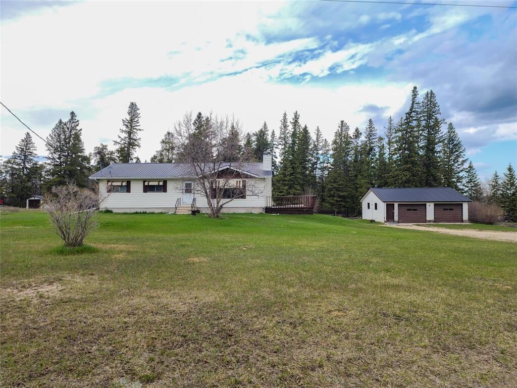 Property Photo: 142116 11 Road West MB R0C 0Z0