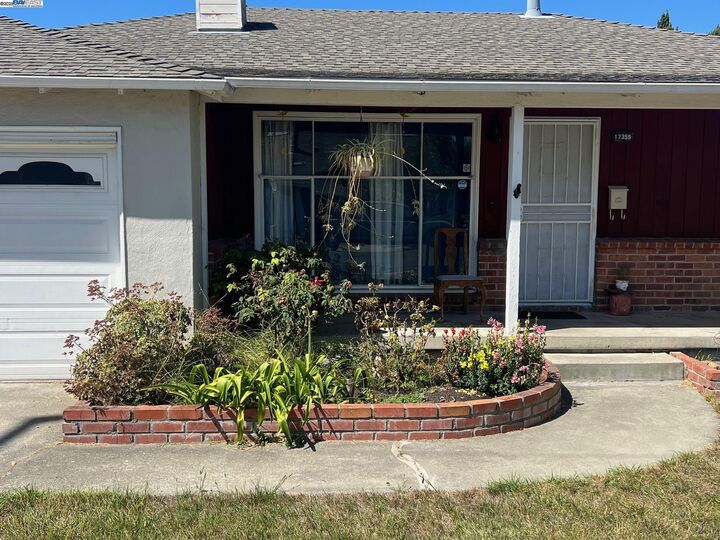 Property Photo: 17359 Via Del Rey CA 94580
