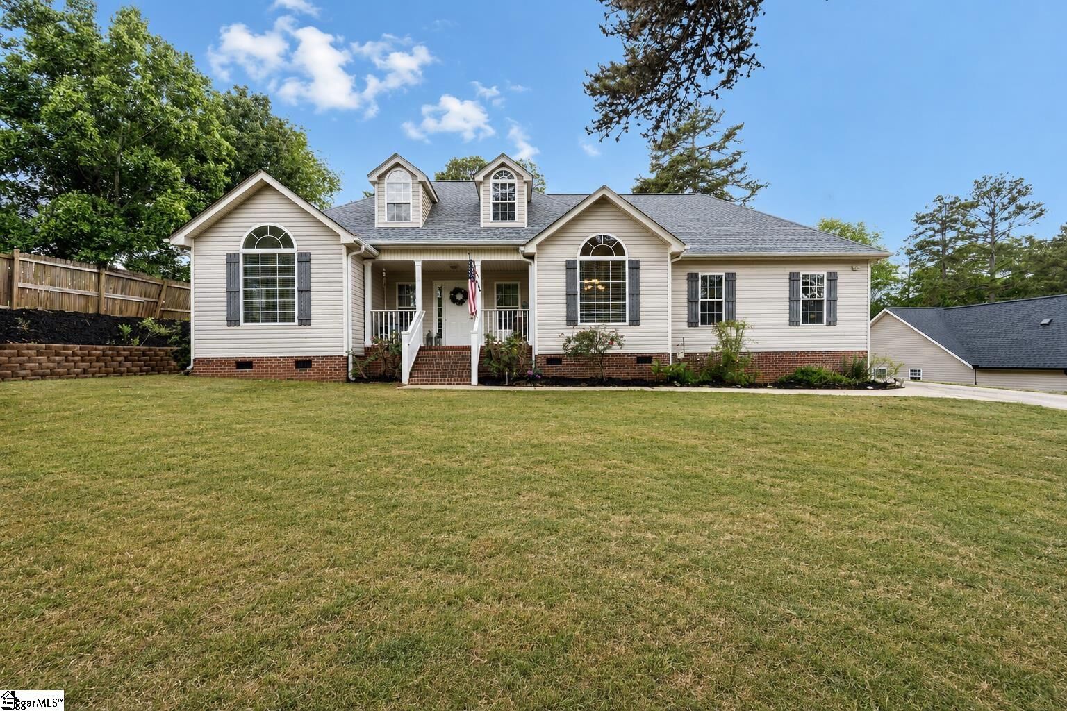 Property Photo: 203 Stanley Drive SC 29611