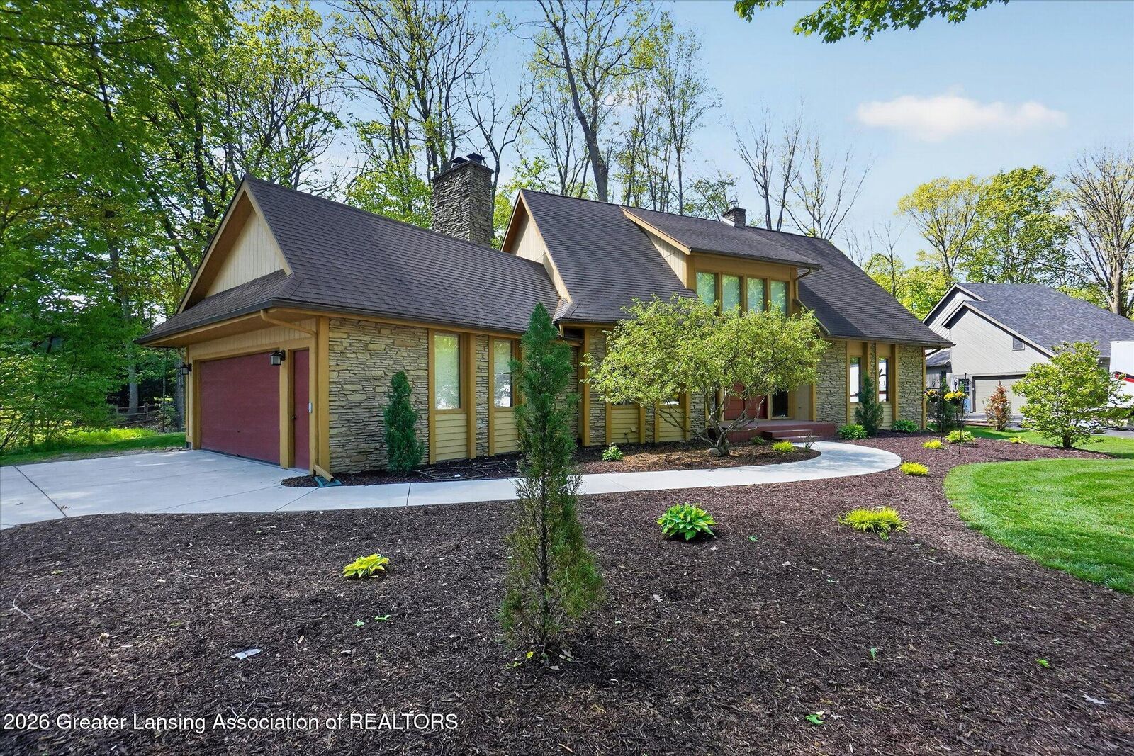 Property Photo:  1981 Valleybrook Drive  MI 48864 