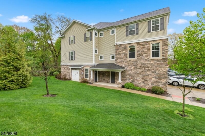 Property Photo:  302 Rotando Way  NJ 07950 