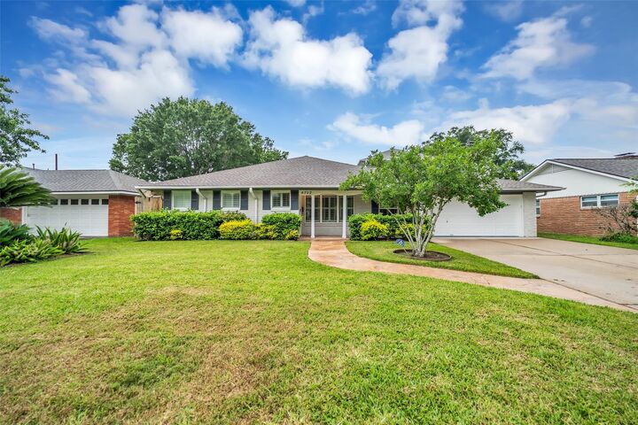 Property Photo:  8702 Ilona Lane  TX 77025 