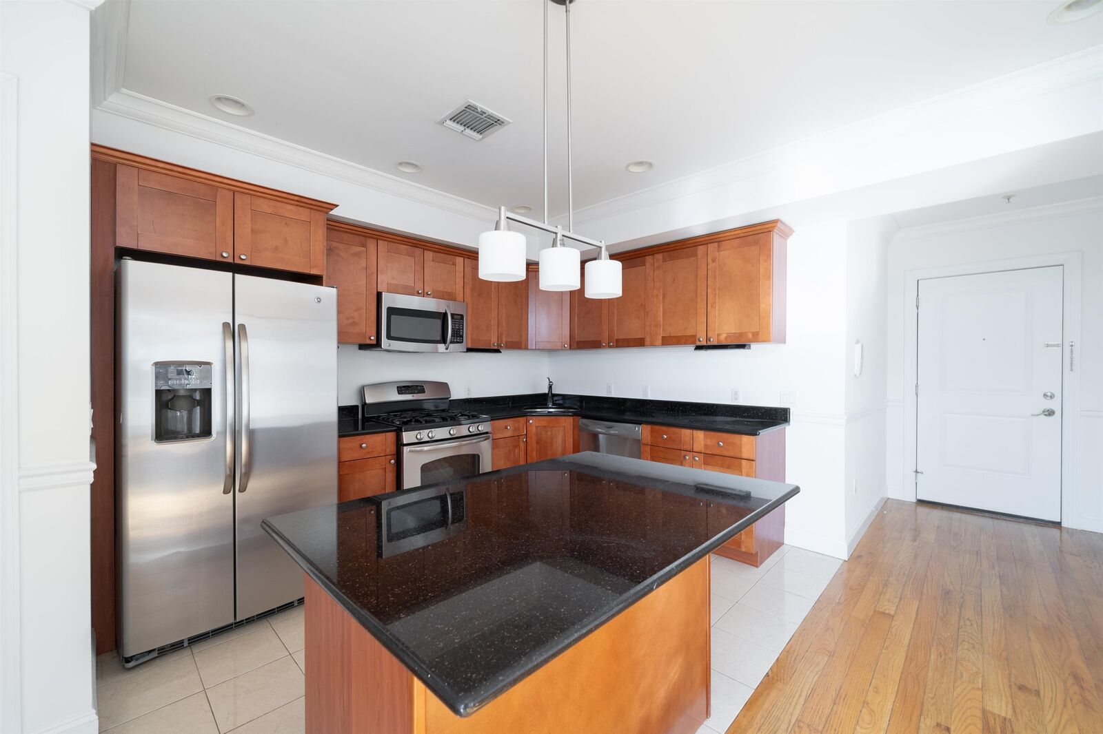 Property Photo:  85 Maple St 3K  NJ 07086 