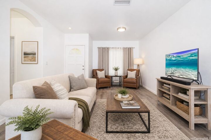Property Photo:  91-1016 Kaipalaoa Street 5702  HI 96706 