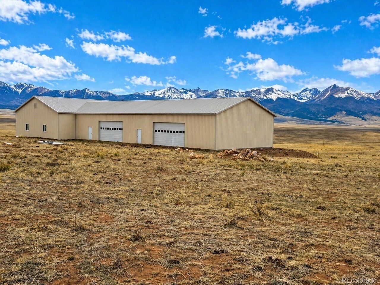 Property Photo:  1170 Electric Ave  CO 81252 