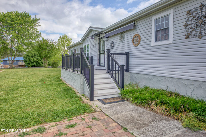 Property Photo: 1112 Oakes Vista Lane TN 37865