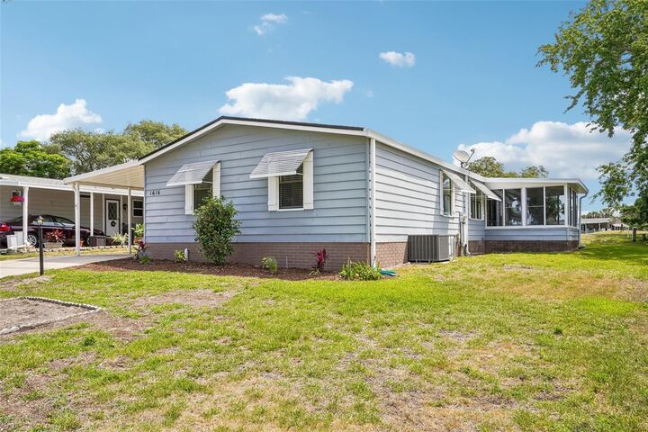 Property Photo: 1616 W Schwartz Boulevard FL 32159