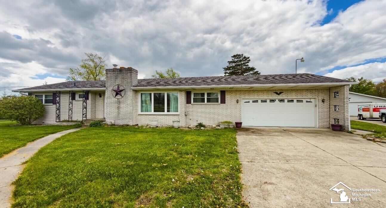 Property Photo: 3783 Yargerville Road MI 48145