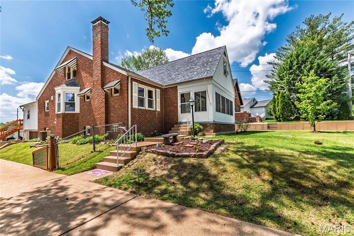 Property Photo: 11624 Denny Road MO 63126