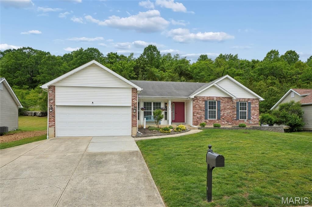 Property Photo:  2265 Fairway  MO 63049 