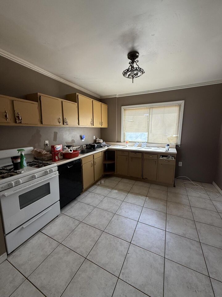 Property Photo:  23147 Donald Avenue  MI 48021 