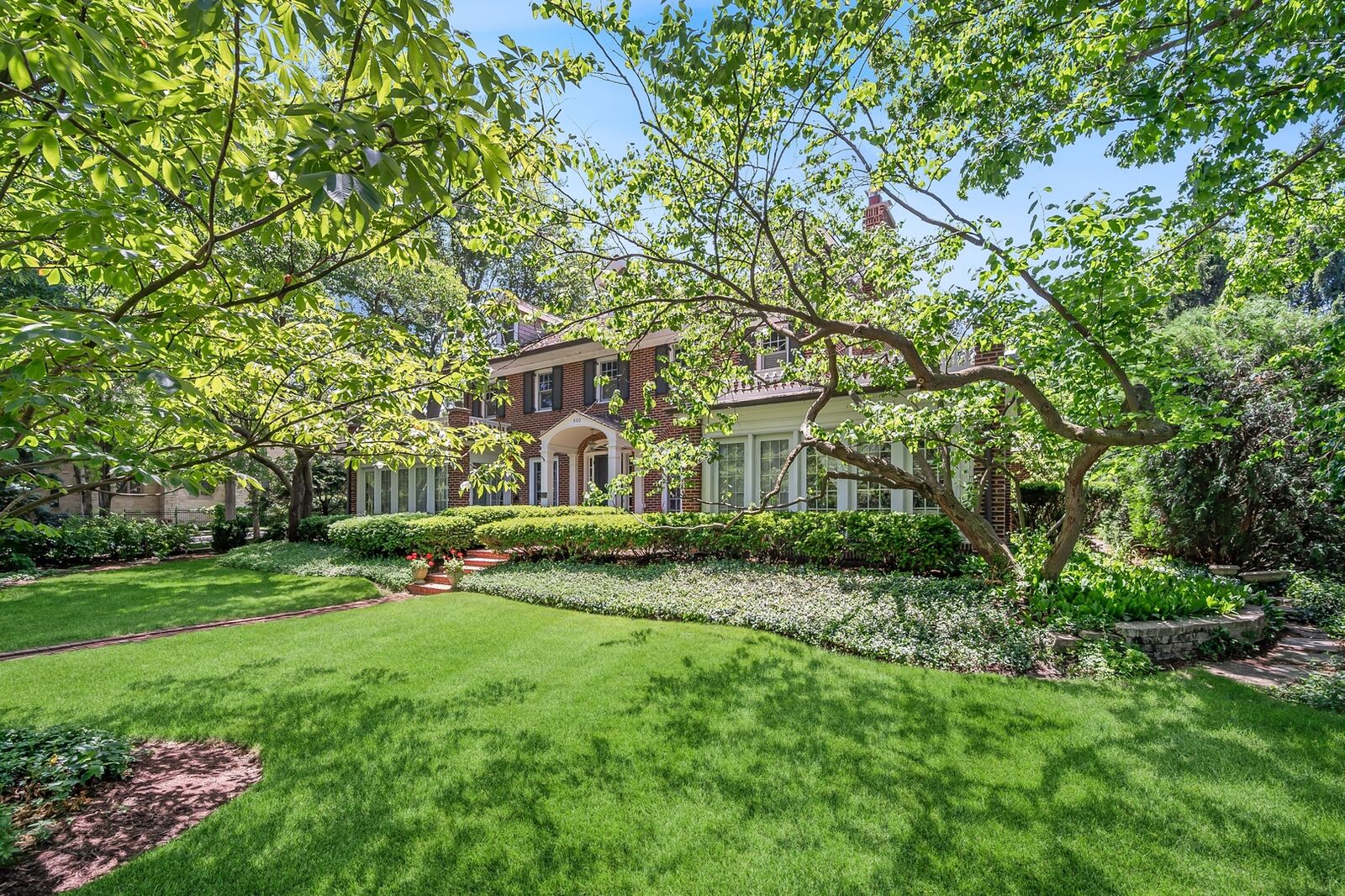 Property Photo:  500 Maple Street  IL 60093 