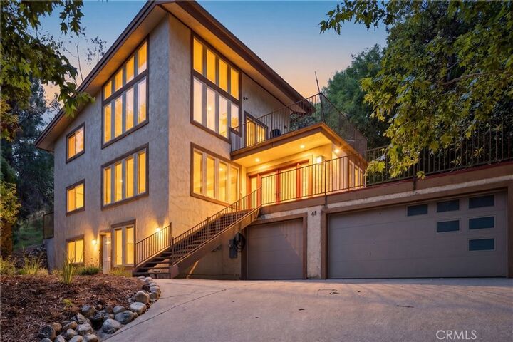 Property Photo:  41 Hidden Valley  CA 91016 