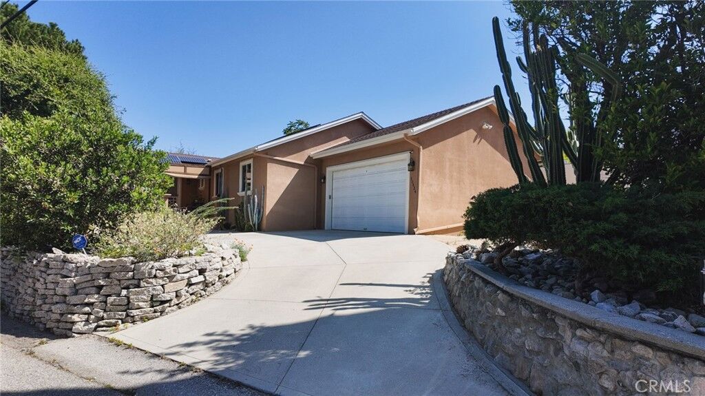 Property Photo:  10424 Tujunga Canyon  CA 91042 