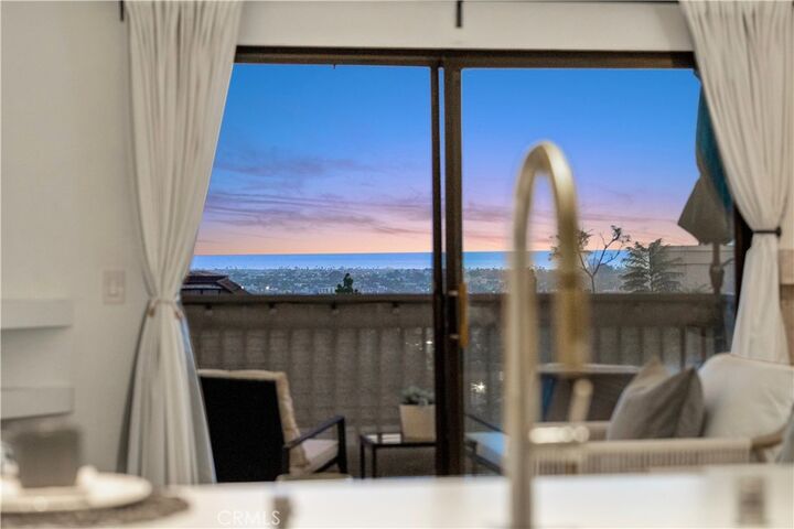 Property Photo:  3737 Balboa Terrace D  CA 92117 