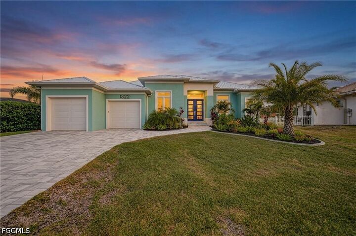 Property Photo:  1322 Monte Carlo Court  FL 33950 