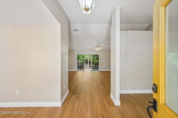 Property Photo:  2 Birdseye Place  FL 32137 