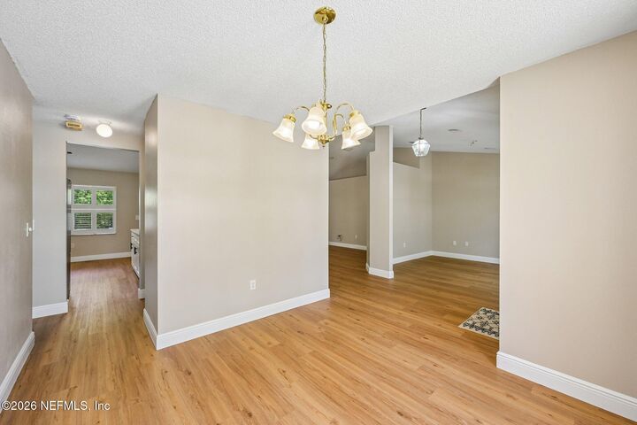 Property Photo: 2 Birdseye Place FL 32137