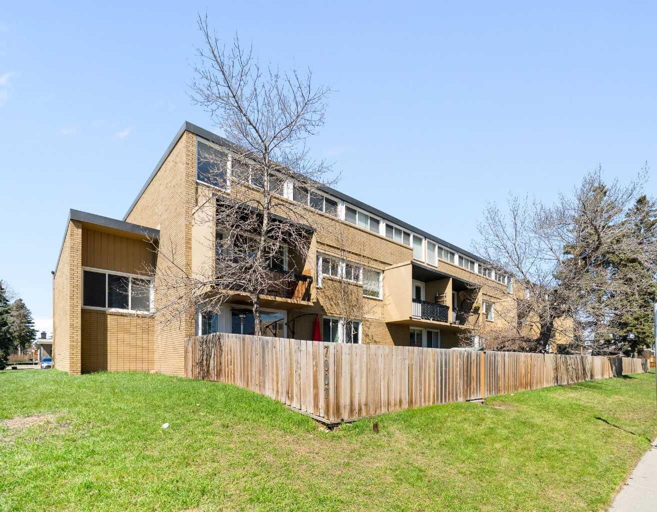 Property Photo: 7007 4A Street SW 112 AB T2V 1A1