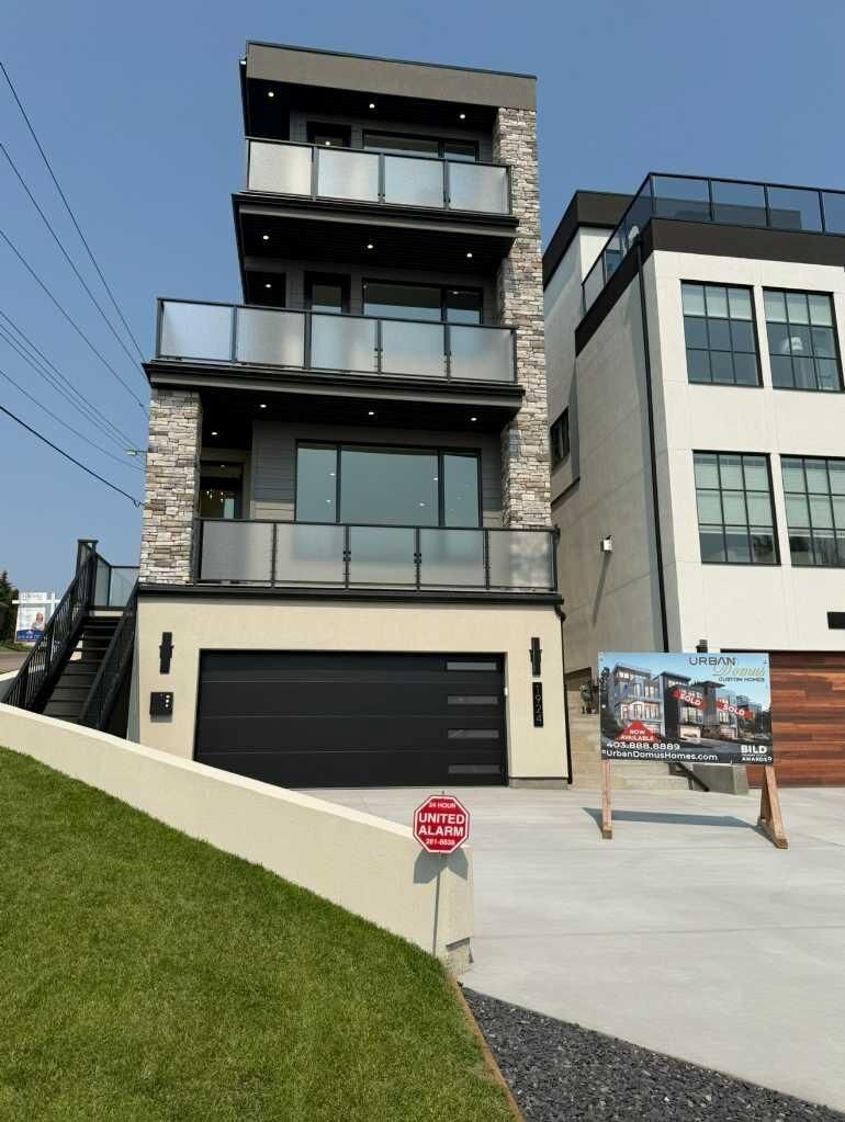Property Photo: 1924 10 Avenue NW AB T2N 1G3