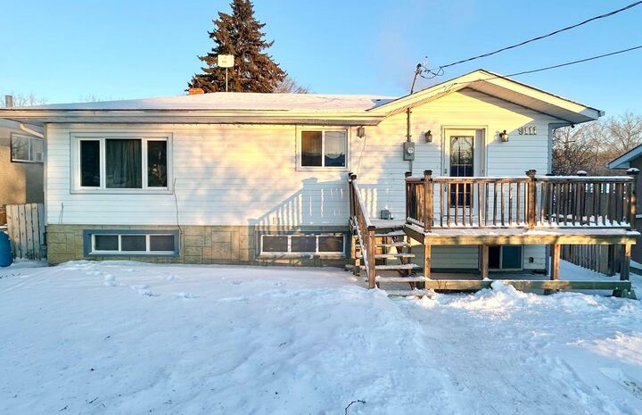 Property Photo: 9111 100 St AB T0A 2C0