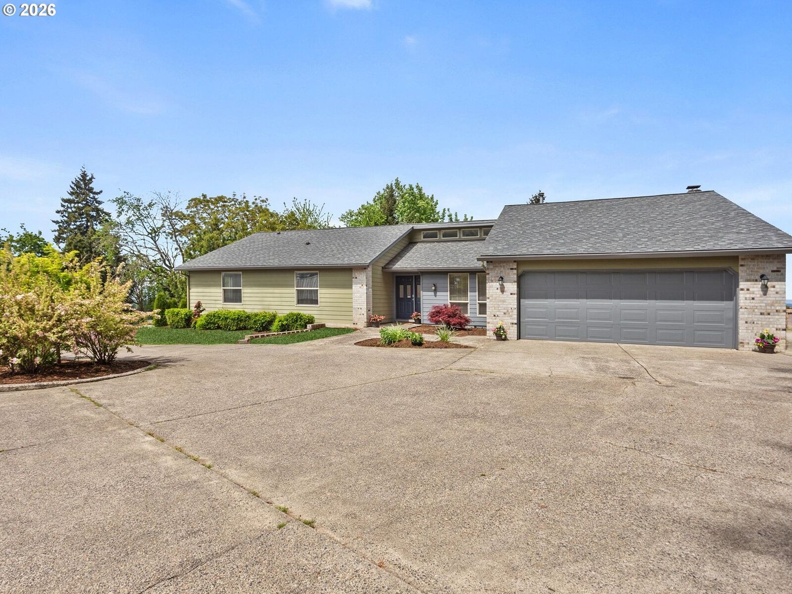 Property Photo: 1200 NE 68th St WA 98665