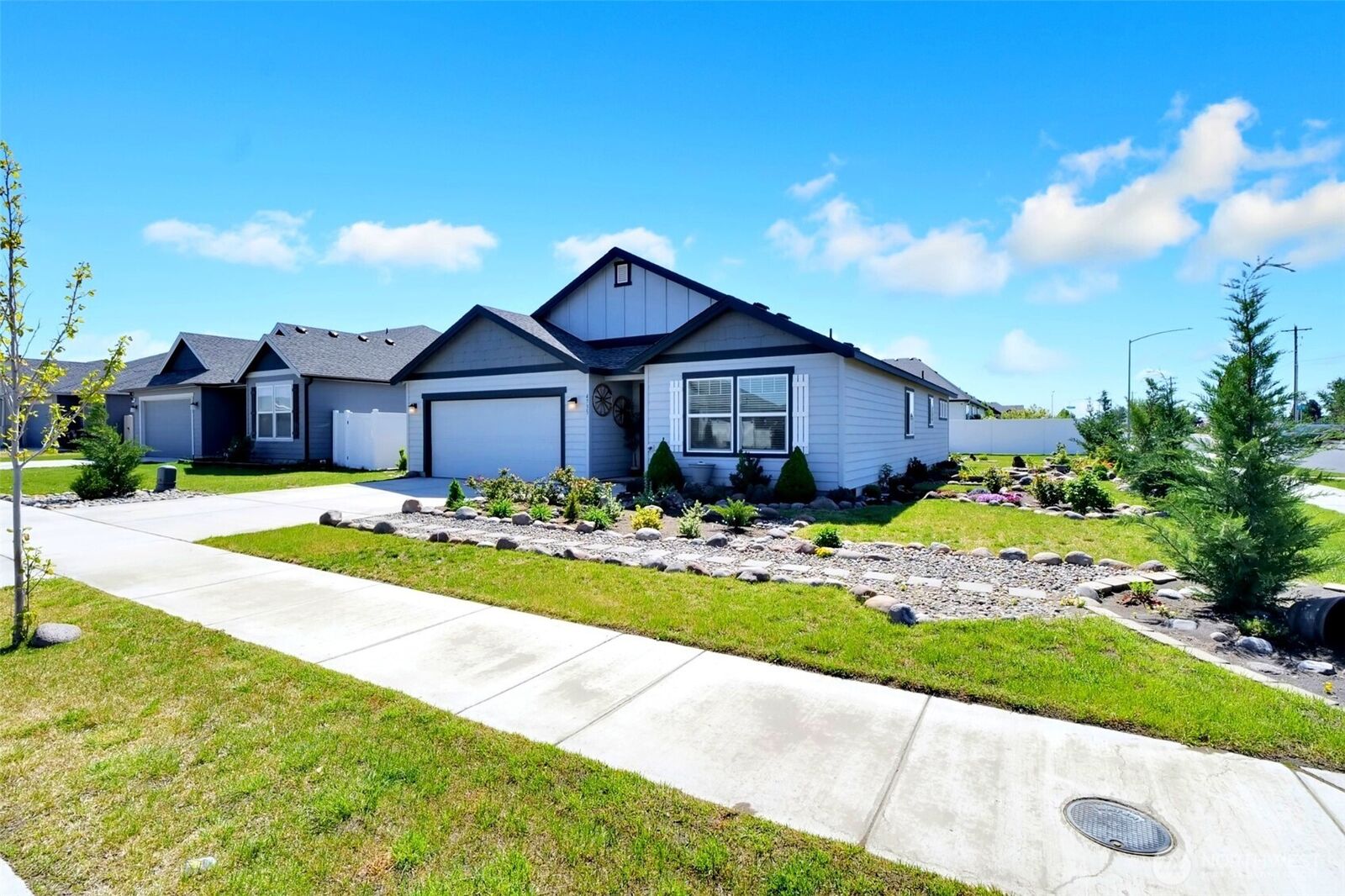 Property Photo:  4735 W Cottontail St  WA 98837 