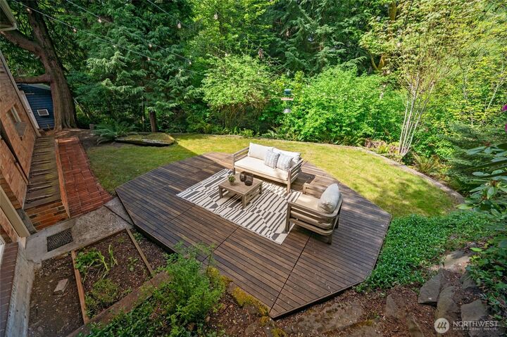 Property Photo:  10801  12th Avenue NE  WA 98125 