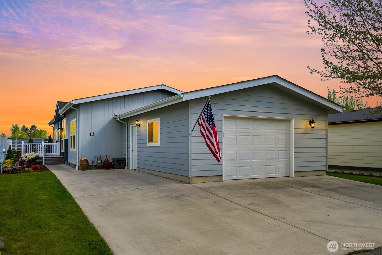 Property Photo:  6350  Portal Way 13  WA 98248 