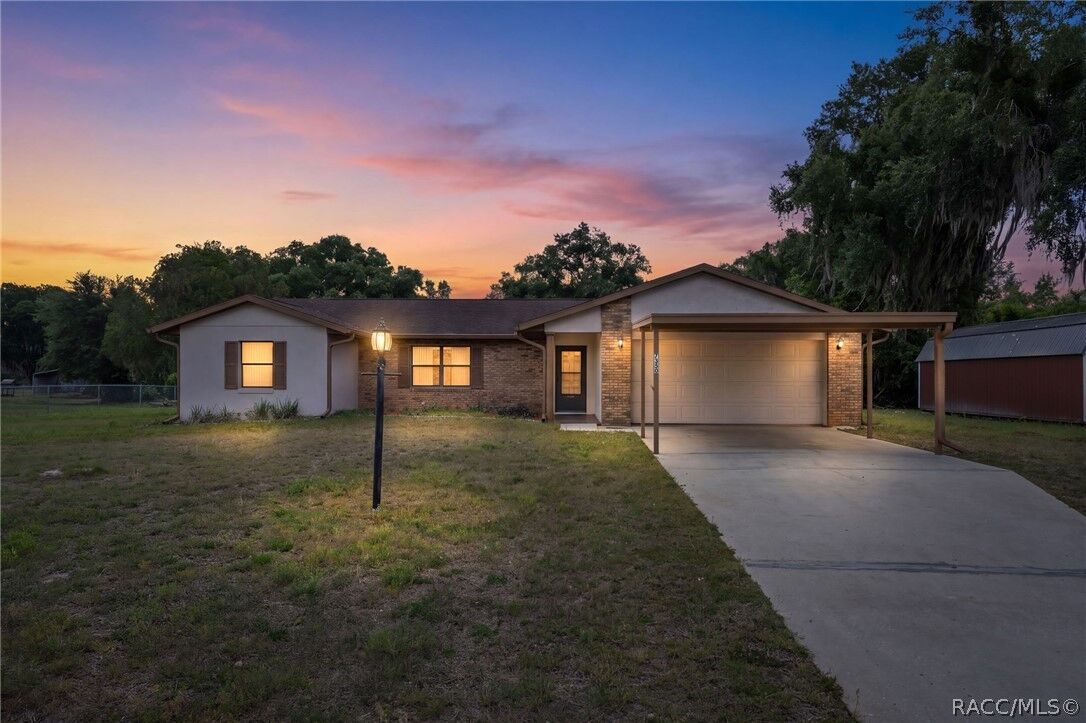 Property Photo:  7350 E Applewood Drive  FL 34450 