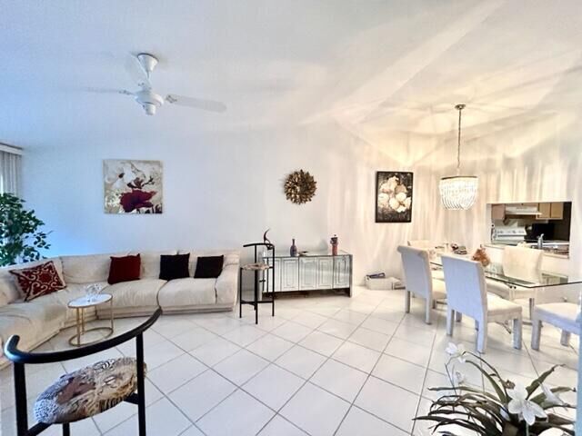 Property Photo:  9279 Wedgewood Drive B20  FL 33321 