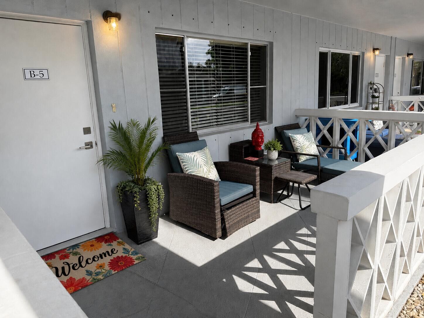 Property Photo: 2170 NE 51st Court B5 FL 33308