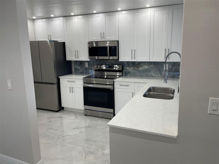 Property Photo:  6530 Coral Lake Drive 306  FL 33063 